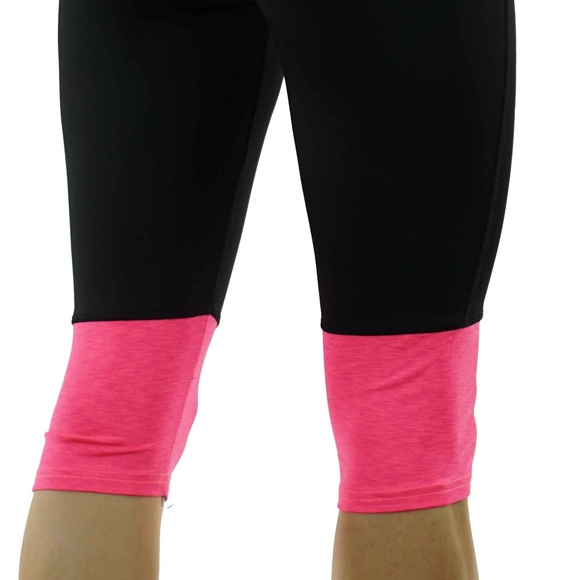 Yoga Leggings with back zippered key pocked - Picture 3 of 4